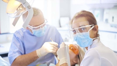 دوره دستیار دندان پزشک در مراکز دندانپزشکی